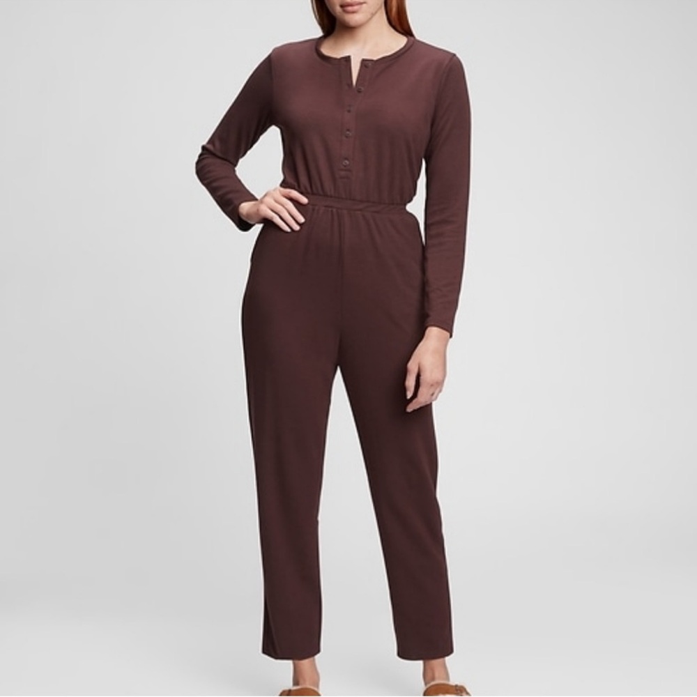 Gap Plus Size Henley Long Sleeve Jumpsuit in Rich Eggplant  Size XXL